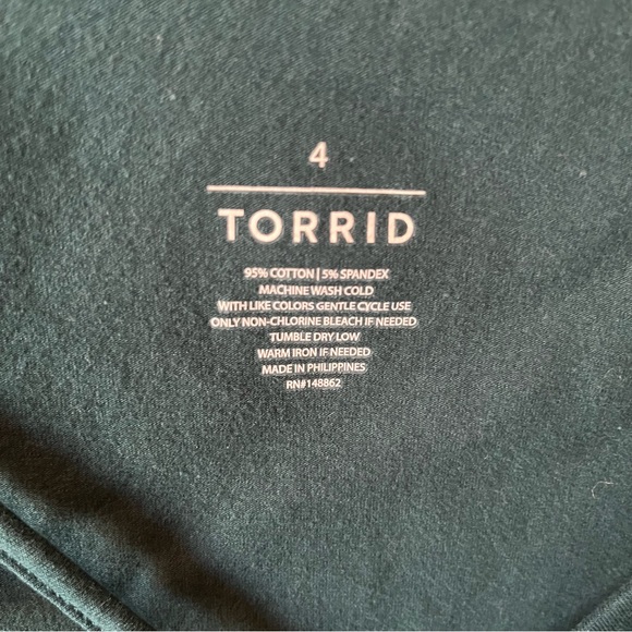 Torrid Plus Size Top - Picture 3 of 4